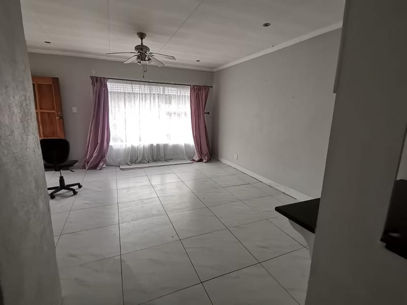 2 Bedroom Property for Sale in Navalsig Free State